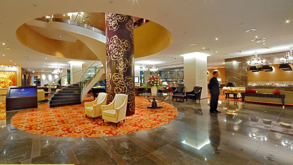 Grand Hotel River Park, A Luxury Collection Hotel, Братислава Интерьер фото The lobby of the hotel