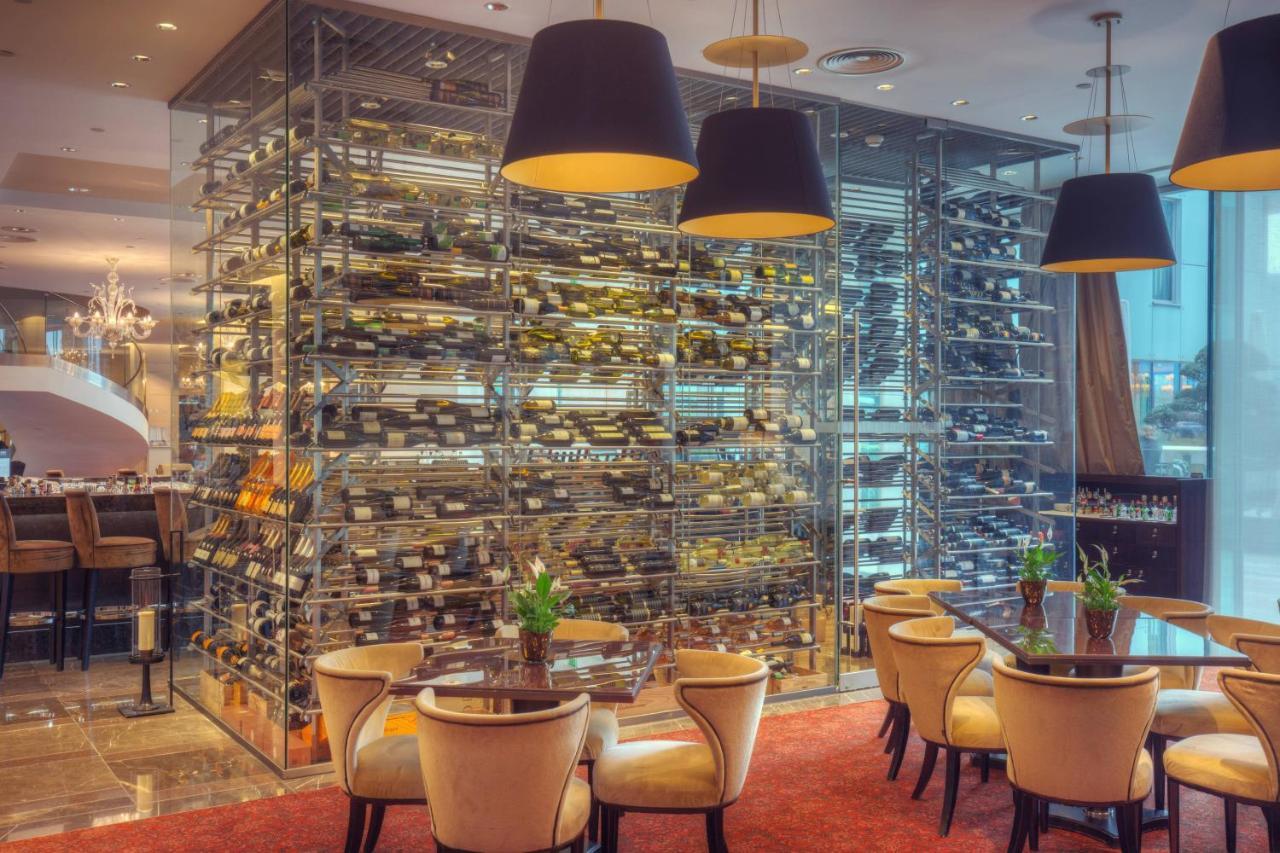 Grand Hotel River Park, A Luxury Collection Hotel, Братислава Экстерьер фото Wine rack at the hotel