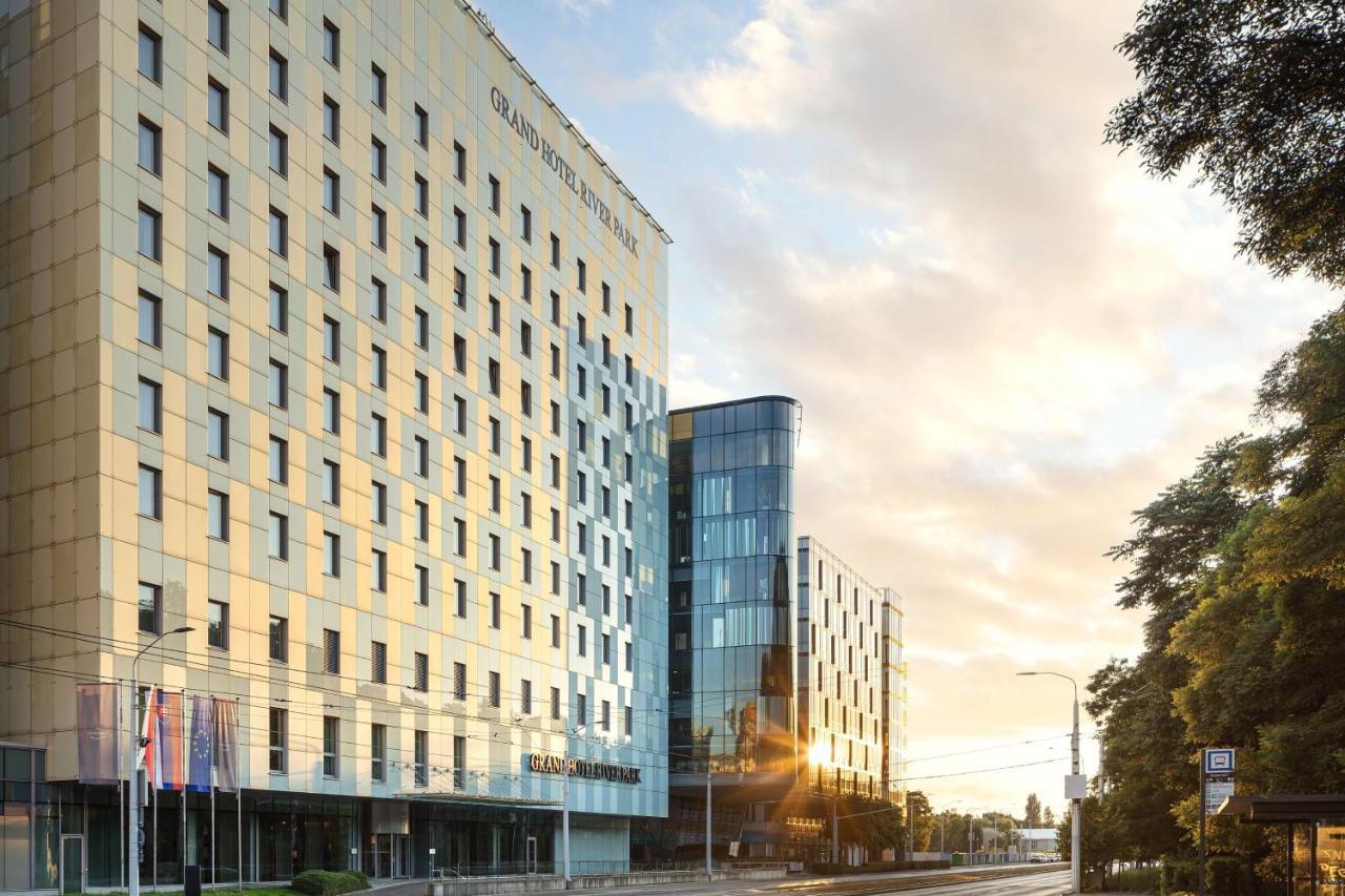 Grand Hotel River Park, A Luxury Collection Hotel, Братислава Экстерьер фото The European Anti-fraud Office is located in Rue Joseph II, 1049 Brussels, Belgium.